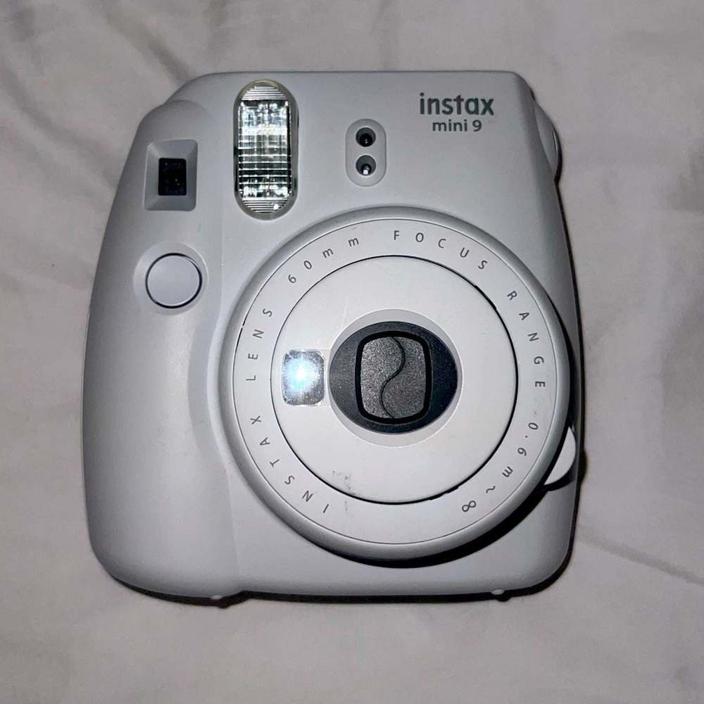 Fujifilm Instax Mini 9 camera